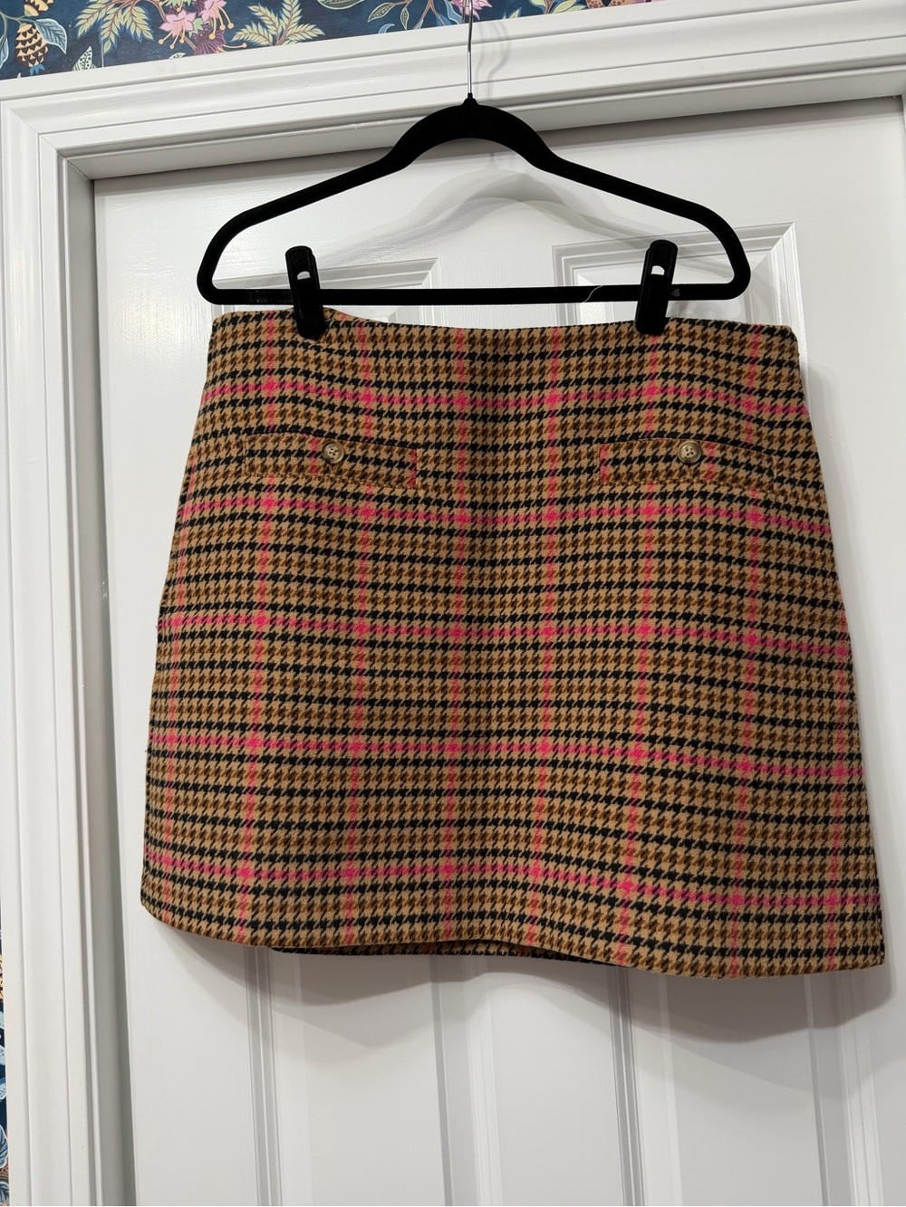 LOFT Tan and Black Houndstooth Mini Skirt with Pink Plaid